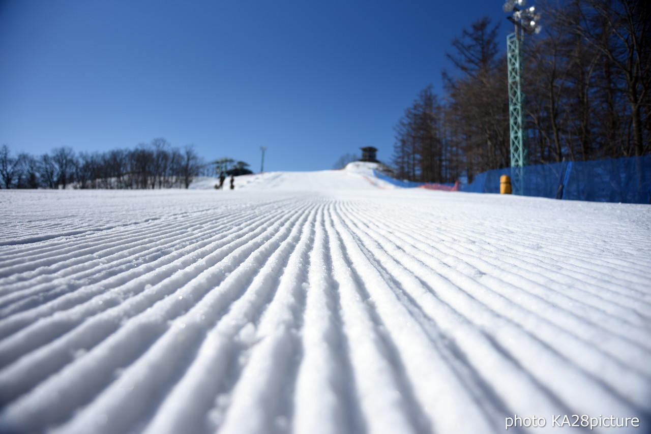 北海道十勝・めむろ新嵐山スキーリゾート メムロスキー場　麗らかな春の日差しを浴びながら。。。